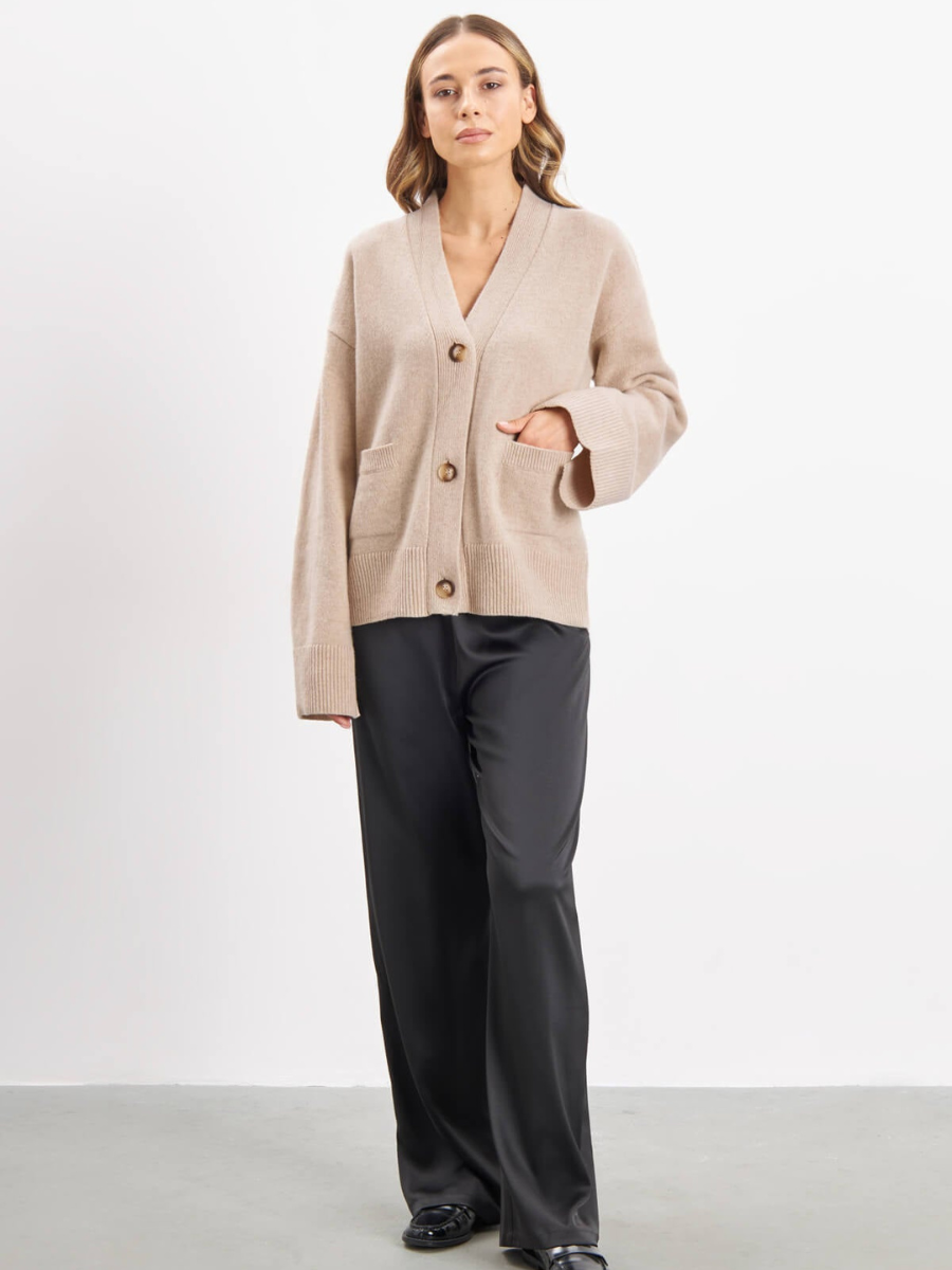 Übergroßer V-Ausschnitt Strickcardigan für Damen – Emilia