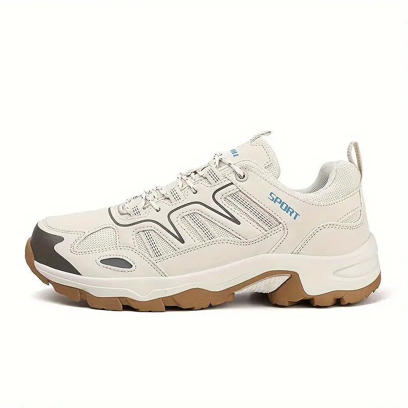 Professionelle Wanderschuhe für jedes Terrain – Florian