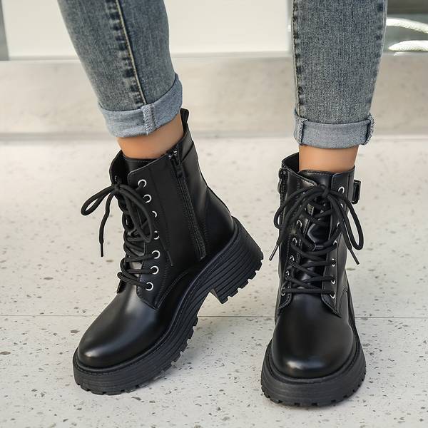 Kunstleder Damenstiefel elegant und zeitlos für jeden Anlass – Emilia