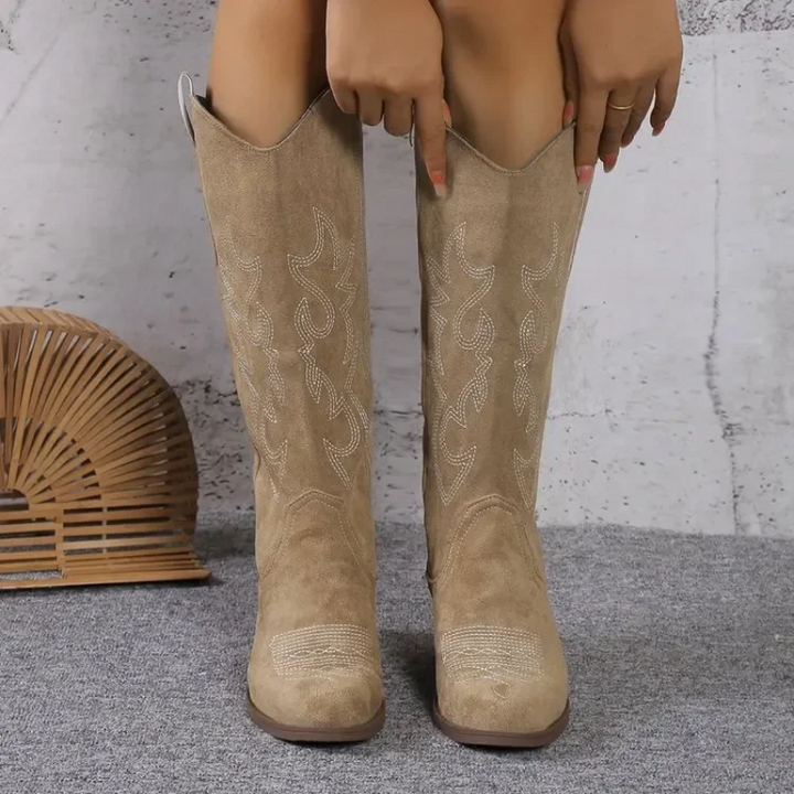 Wildleder Cowboystiefel für Damen – stilvoll und zeitlos – Hannah