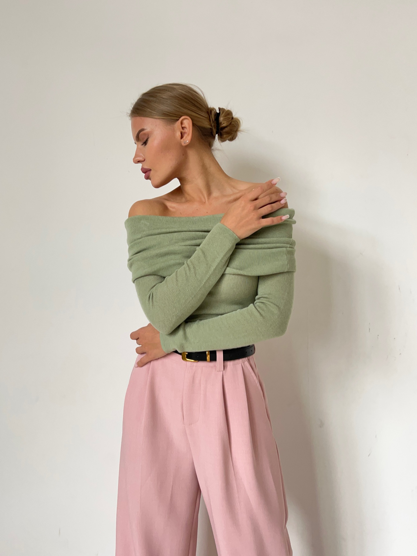 Damen Off-Shoulder Pullover, elegant & gestrickt – Sophia
