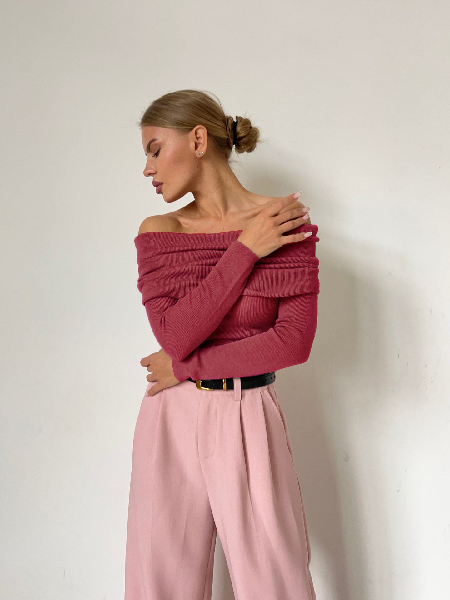 Damen Off-Shoulder Pullover, elegant & gestrickt – Sophia
