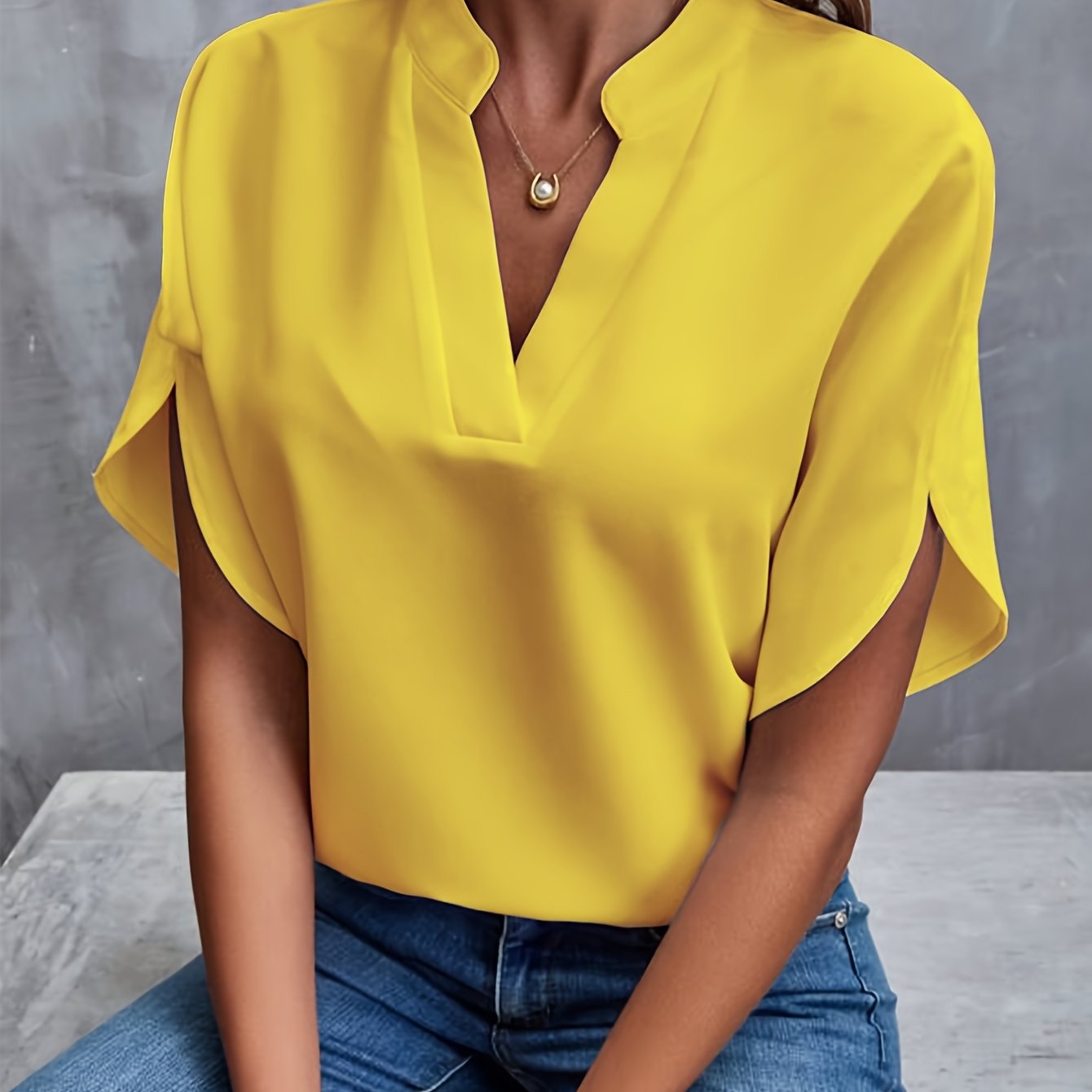 Elegante Damen Chiffonbluse mit V-Ausschnitt und langen Ärmeln – Emilia