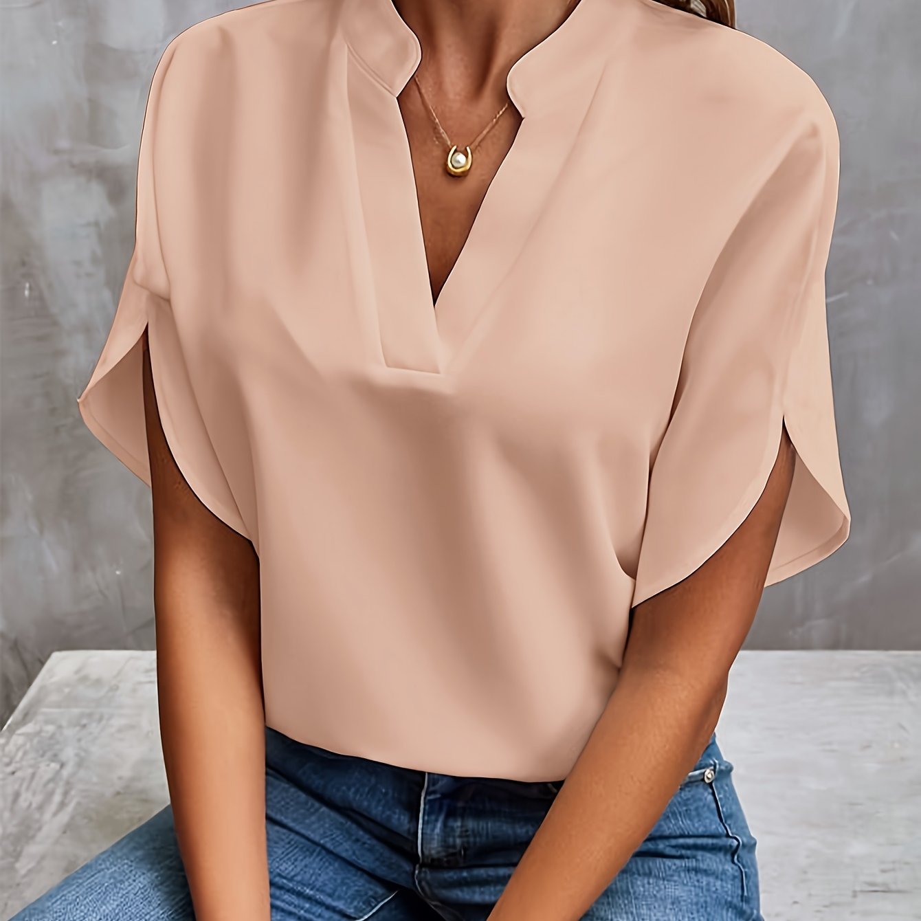 Elegante Damen Chiffonbluse mit V-Ausschnitt und langen Ärmeln – Emilia