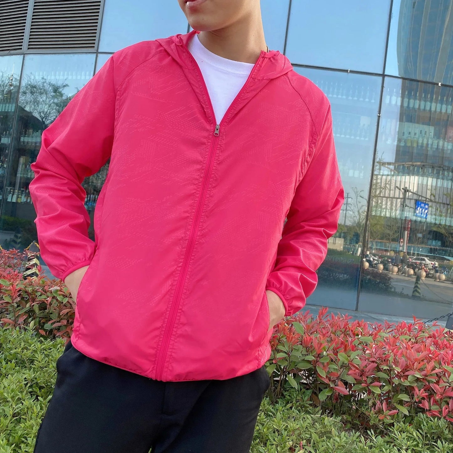 Leichte Kapuzenjacke für Damen - Image 8