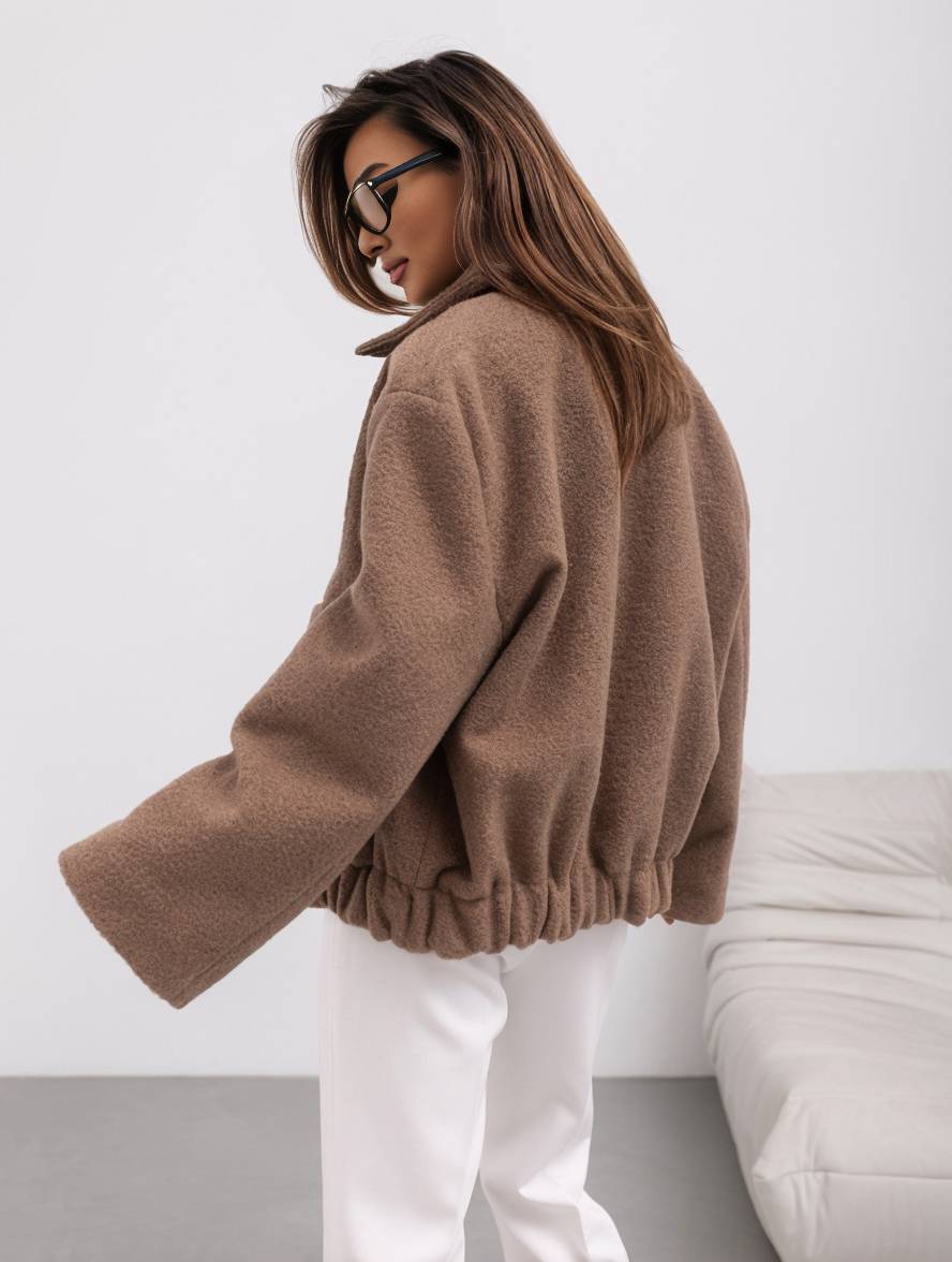 Kurze Button-Down Jacke für Damen - Image 4