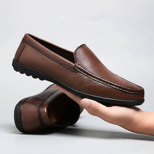 Herren Kunstleder Slipper für zeitlose Eleganz – Daniel